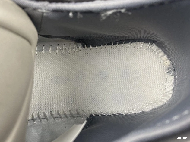YEEZY ADIDAS 400 H68033 0728